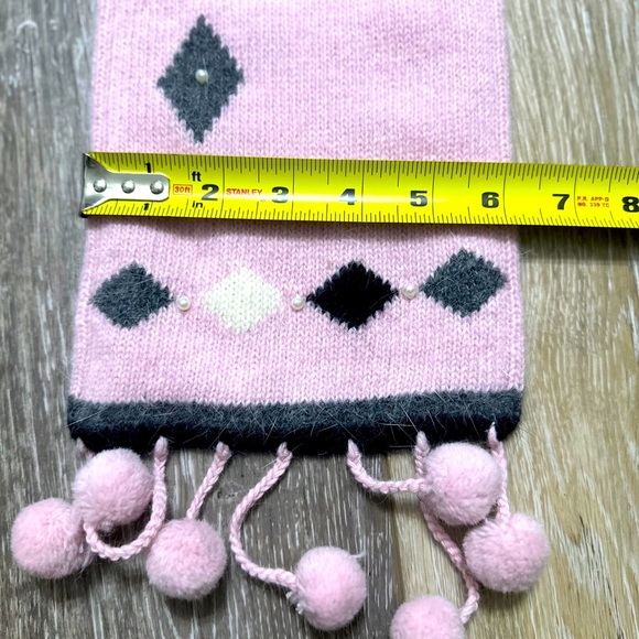 🛍️ Xtra long  Super Cute Scarf 50% Wool  83” X 6” - Picture 6 of 11